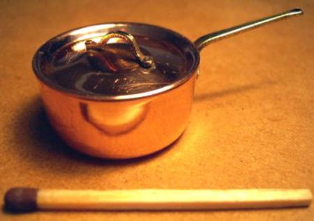 Miniature Saucepan with lid